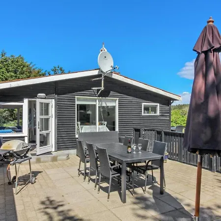 Daren - 600m From The Sea In Nw Jutland By Interhome Casa de Férias Løkken